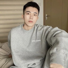 ESSENTIALS 맨투맨 가슴 로고 남녀공용 FEAR OF GOD
