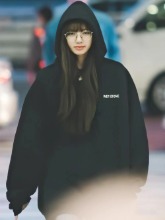 웰던 WELLDONE 트랙 자수 후드티셔츠