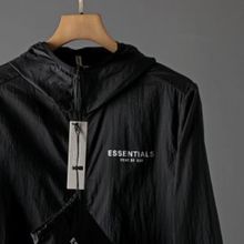 피오갓 에센셜 바람막이 윈드브레이커 칸예웨스트