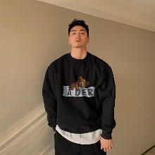 ADER ERROR  베어 포인트 프린팅 크루넥 맨투맨