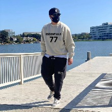 피오갓 FOG  ESSENTIAL 77 맨투맨
