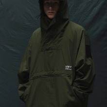 WTAPS 더블탭스 나일론 바람막이 아노락 풀오버