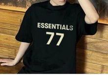 피오갓 에센셜 essential 77로고 반팔티셔츠