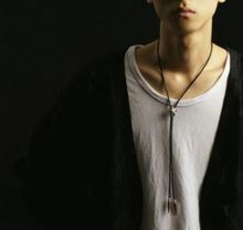 VAN.OSSP 블랙 소가죽 펜던트 목걸이 남녀공용