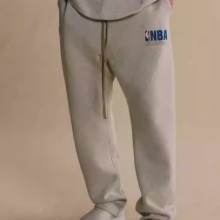 에센셜 x NBA 셋업 스웨트팬츠(라이트 헤더, 블랙) - 24FW
