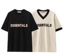 피오갓 에센셜 essential 전면로고 시즌8 V넥 반팔티