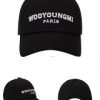 우영미 화이트 자수로고 볼캡 모자 블랙